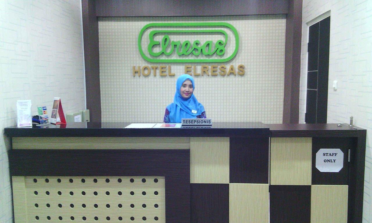 Hotel Elresas Lamongan エクステリア 写真