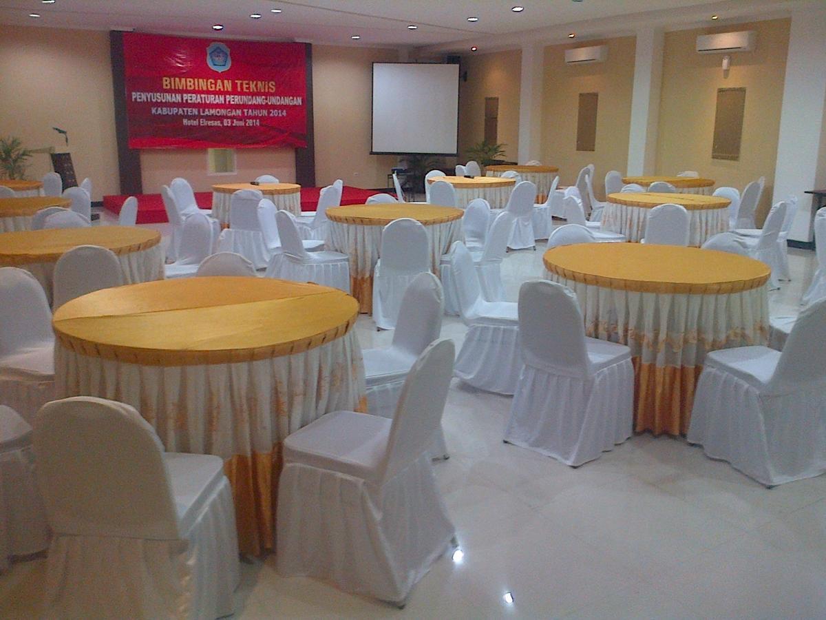 Hotel Elresas Lamongan エクステリア 写真
