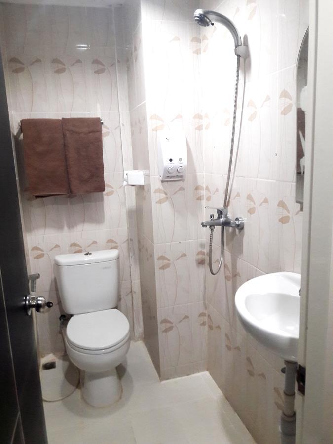 Hotel Elresas Lamongan エクステリア 写真